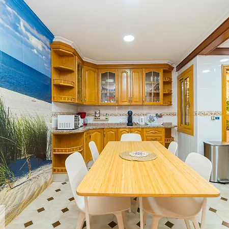 Front Line Jakarta 1 Sea View Apartamento El Campello