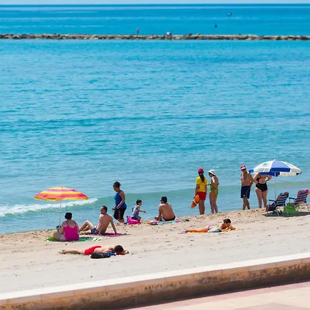 Front Line Jakarta 1 Sea View Apartamento